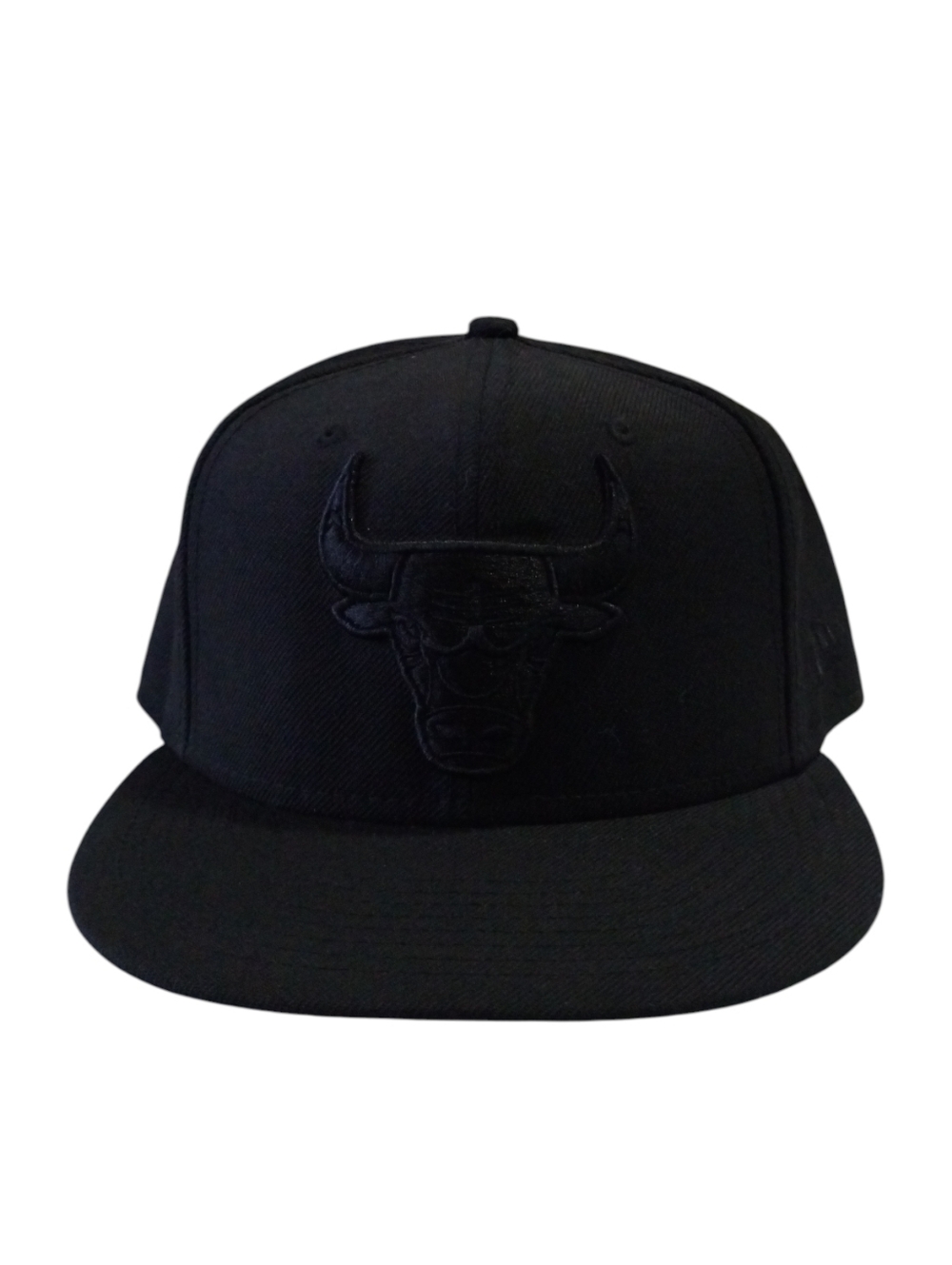 New Era Chicago Bulls NBA Black on Black 9FIFTY Snapback Cap - Picture 5 of 5